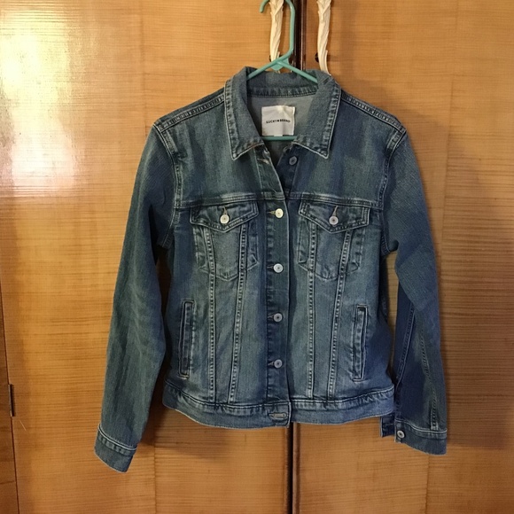 Lucky Brand Jackets & Blazers - Women's Lucky Brand Denim Blue Jeans Jacket EUC